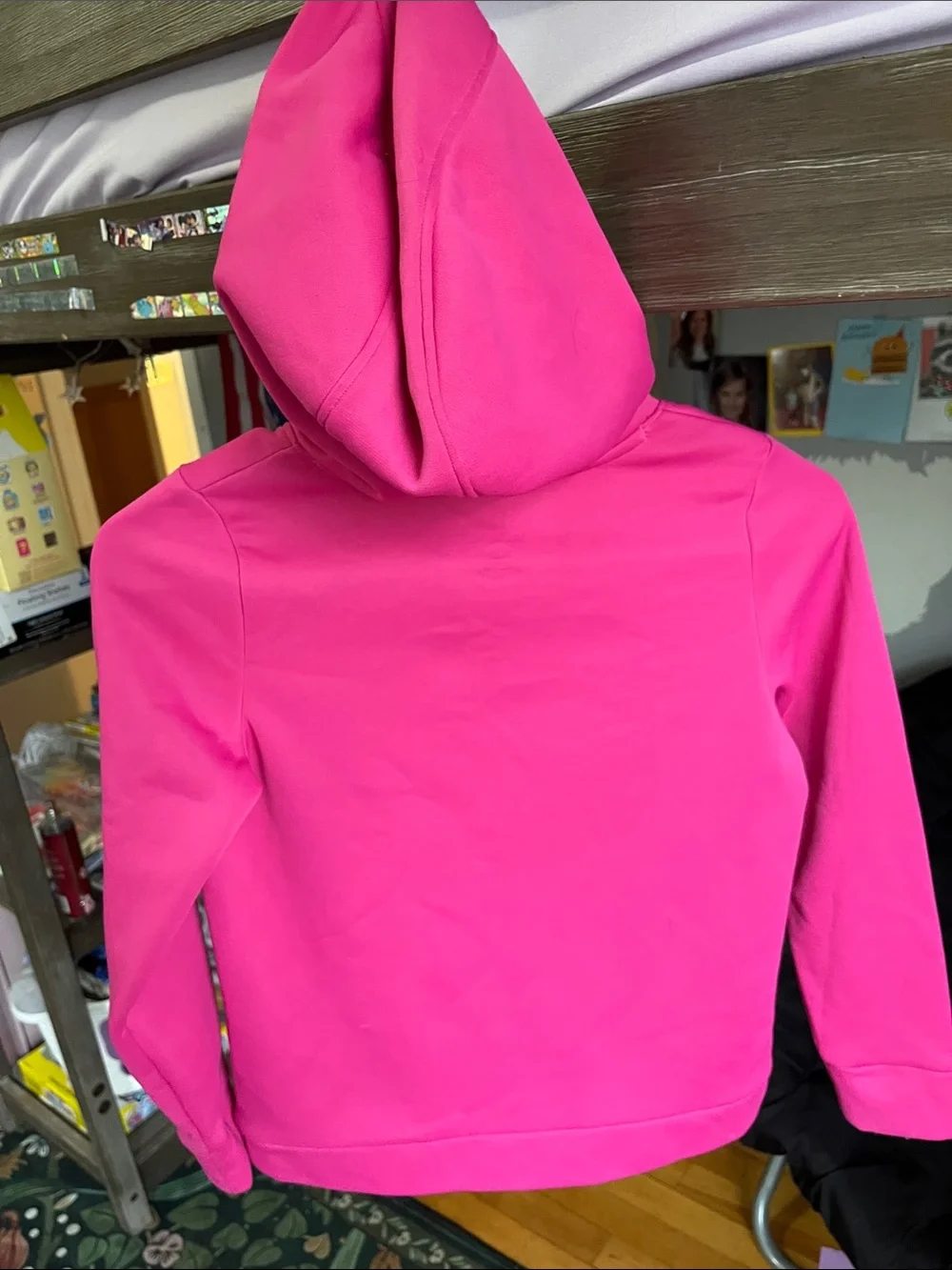 Under Armour bright hot